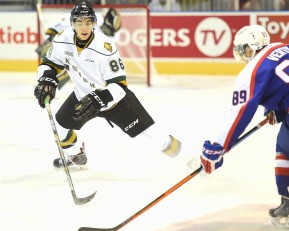 Chris Martenet of the London Knights. Photo by Aaron Bell/OHL Images