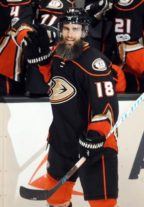 ANAHEIM, CA - MARCH 03: Anaheim Ducks rightwing Patrick Eaves (18) reacts after scoring an empty net goal in the third period of a game against the Toronto Maple Leafs, on March 3, 2017, played at the Honda Center in Anaheim, CA. (Photo by John Cordes/Icon Sportswire)