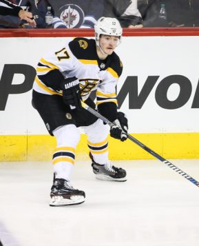 WINNIPEG, MB - March 27: Boston Bruin forward Ryan Donato (17) looks to make a pass during the NHL game between the Winnipeg Jets and the Boston Bruins on March 27, 2018, at the Bell MTS Place in Winnipeg MB. (Photo by Terrence Lee/Icon Sportswire)