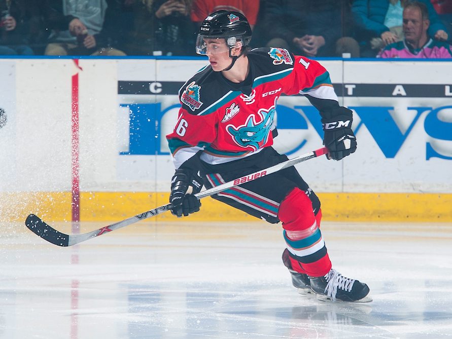 KELOWNA, CANADA - NOVEMBER 5: Kole Lind #16 of the Kelowna Rockets skates against the Medicine Hat Tigers on November 5, 2016 at Prospera Place in Kelowna, British Columbia, Canada. (Photo by Marissa Baecker/Shoot the Breeze) 