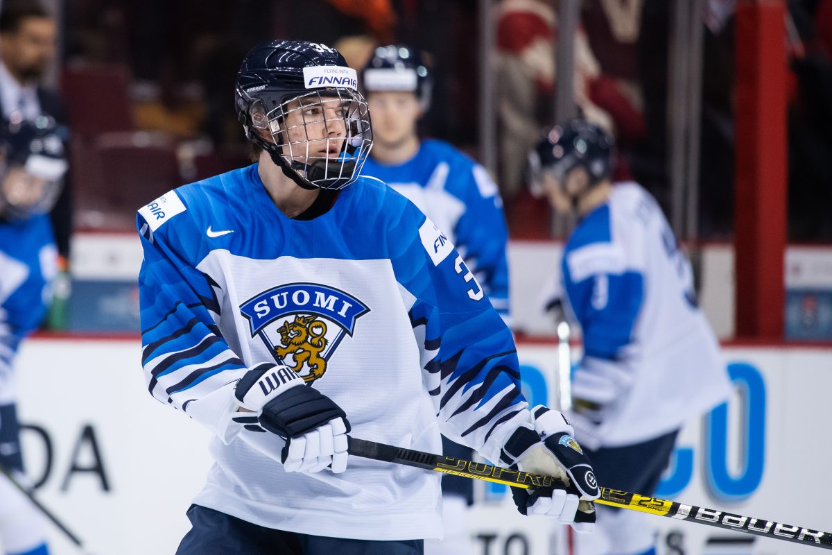Ville Heinola of Finland ahead of the U20 ice hockey game between Finland and Canada on December 23, 2018 in Vancouver. Photo: Joel Marklund / BILDBYRÅN 