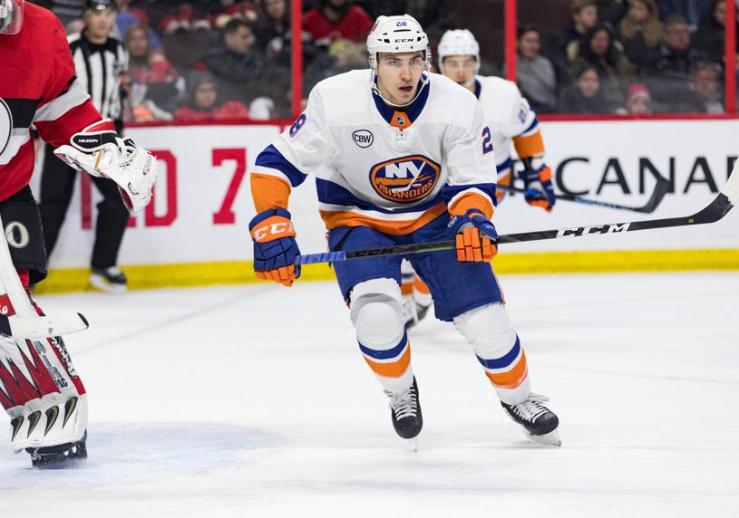 New York Islanders Right Wing Michael Dal Colle (Photo by Richard A. Whittaker/Icon Sportswire)