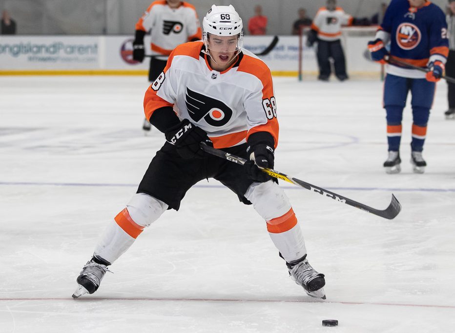 EAST MEADOW, NY - SEPTEMBER 12: Philadelphia Flyers forward Morgan Frost (68) plays the puck in a pre-season rookie matchup vs the New York Islanders on September 12, 2018, at the Northwell Health Ice Center. (Photo by John McCreary/Icon Sportswire)