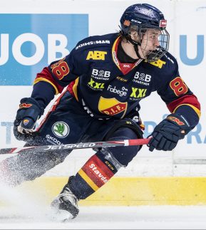 Djurgården's Alexander Holtz during the ice hockey match in SHL between Djurgården and Leksand on November 28, 2019 in Stockholm. Photo: Jesper Zerman / BILDBYRÅN /